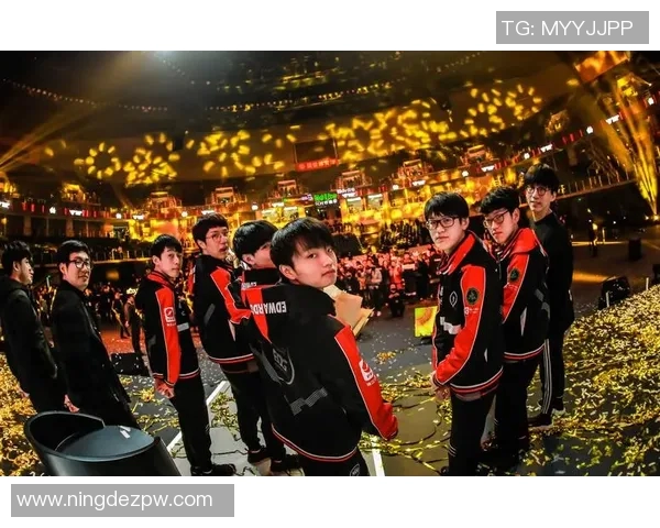 EDG团队协作在电竞比分全明星赛中的精彩表现分析与点评