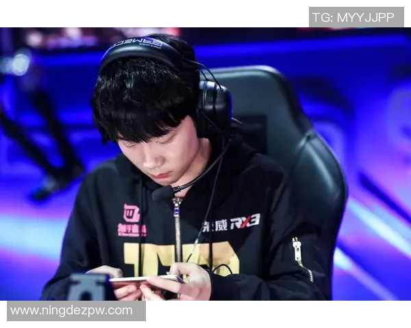 电竞实时数据深度解析RNG在王者荣耀中的战术意识与决策能力